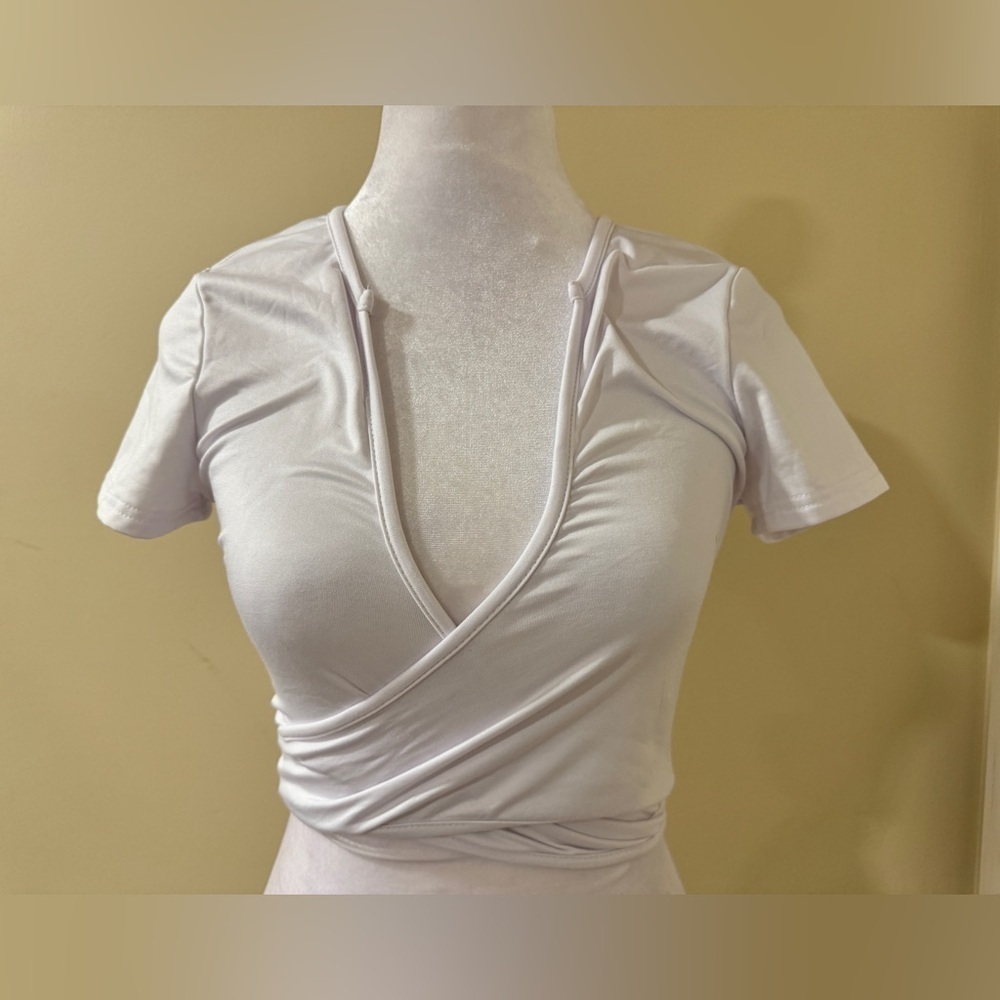 White wrap/tie front short sleeve crop top - Picture 1 of 5